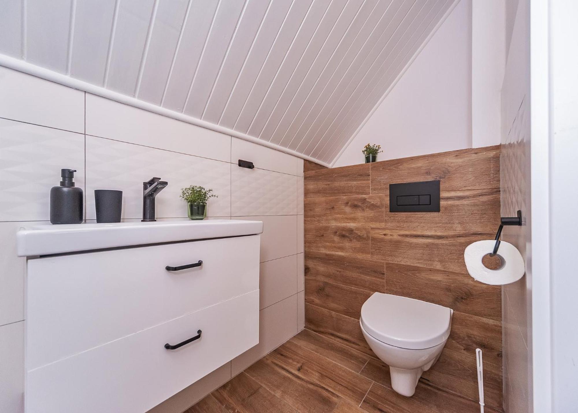 Domek Na Hrobaczej - Jacuzzi&Sauna Międzybrodzie Bialskie Exterior foto